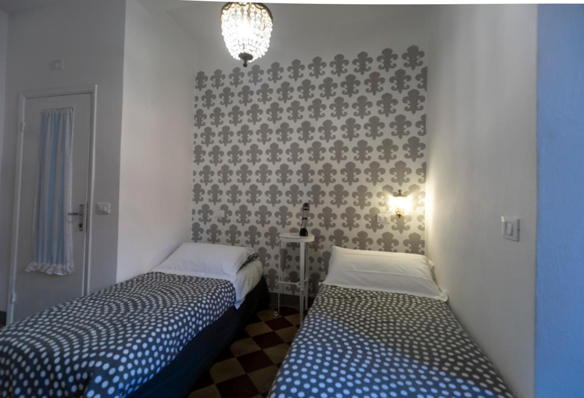 Casa Giangare Hotel Sarzana Ngoại thất bức ảnh